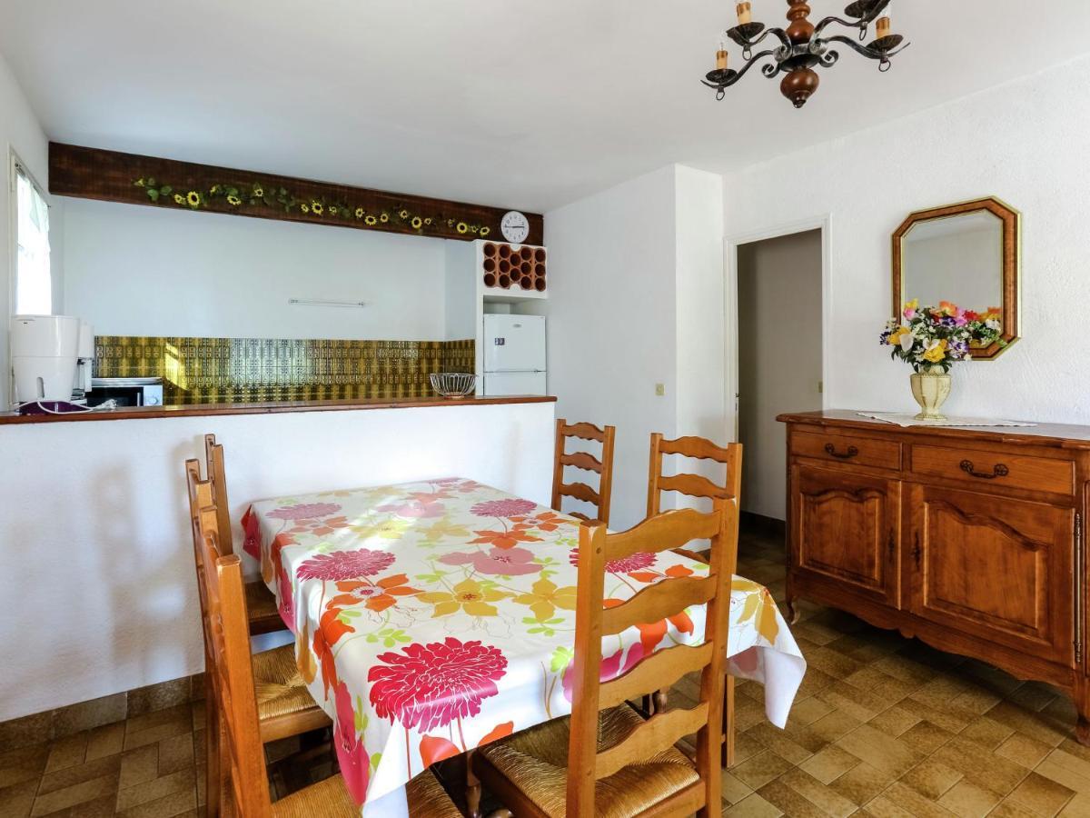 Snug Holiday Home In Bormes Les Mimosas With Pool Extérieur photo