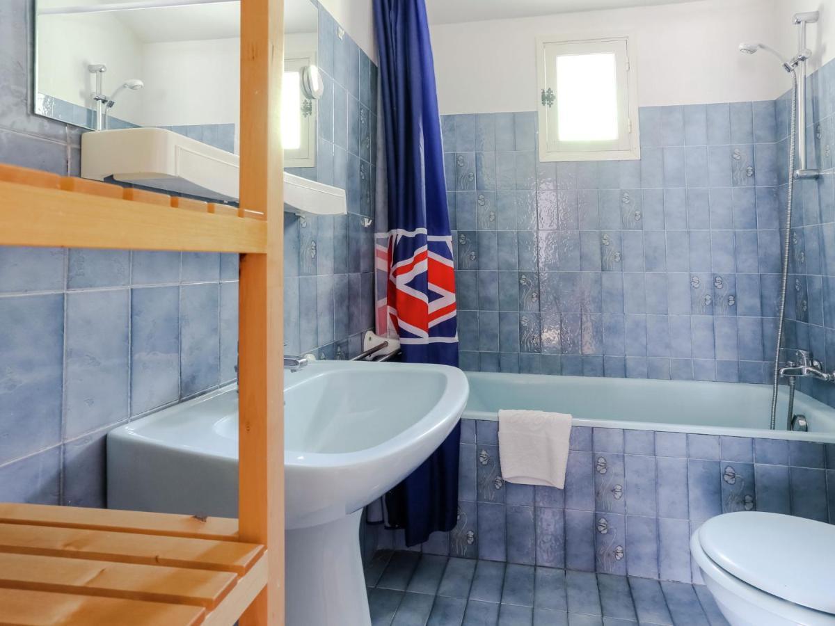 Snug Holiday Home In Bormes Les Mimosas With Pool Extérieur photo