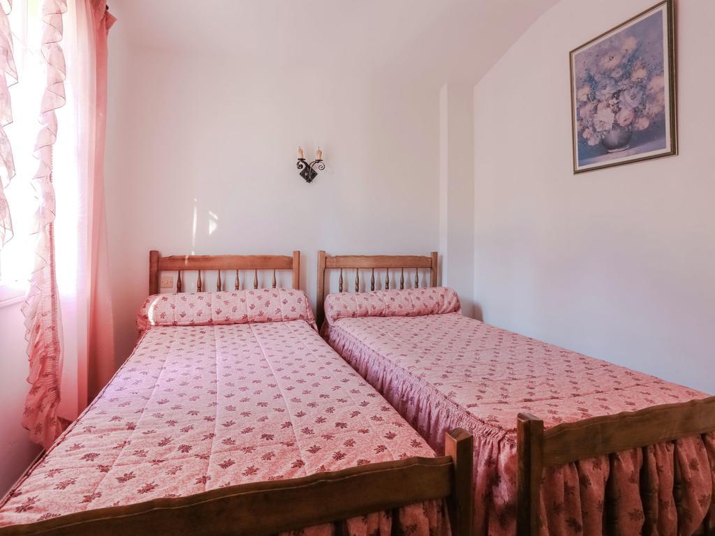 Snug Holiday Home In Bormes Les Mimosas With Pool Extérieur photo